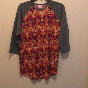 Half sleeve shirt